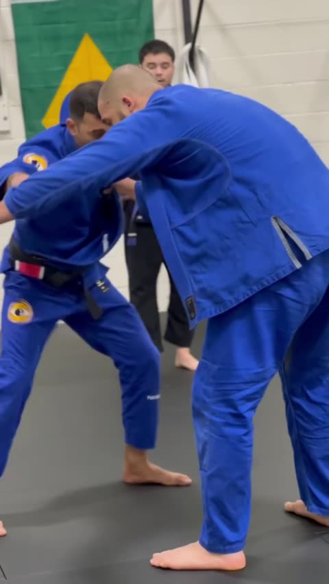 Standing Grip Fighting & Takedown Entries (Gi)
