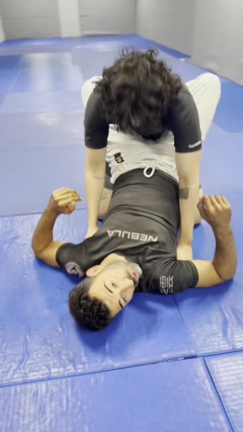 Triangle from Guard — Full Exchange (No-Gi)