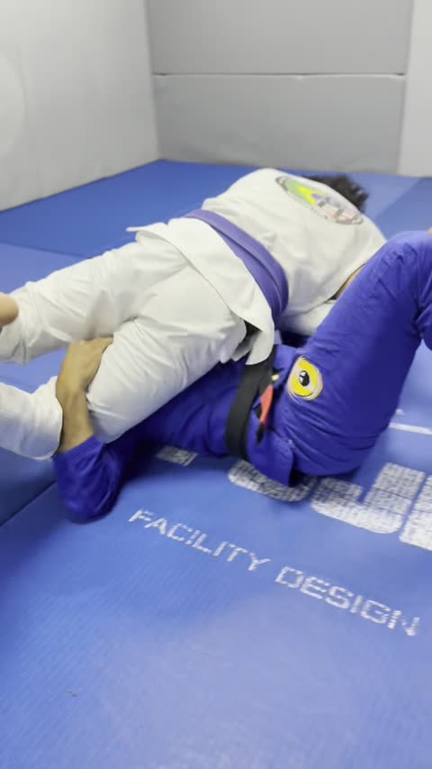 Triangle from Guard (Gi)